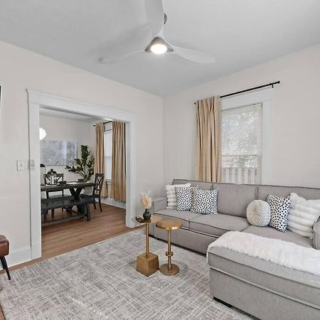 Charming Retreat In Cleveland Villa Bagian luar foto